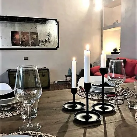 Colosseum Apartment *